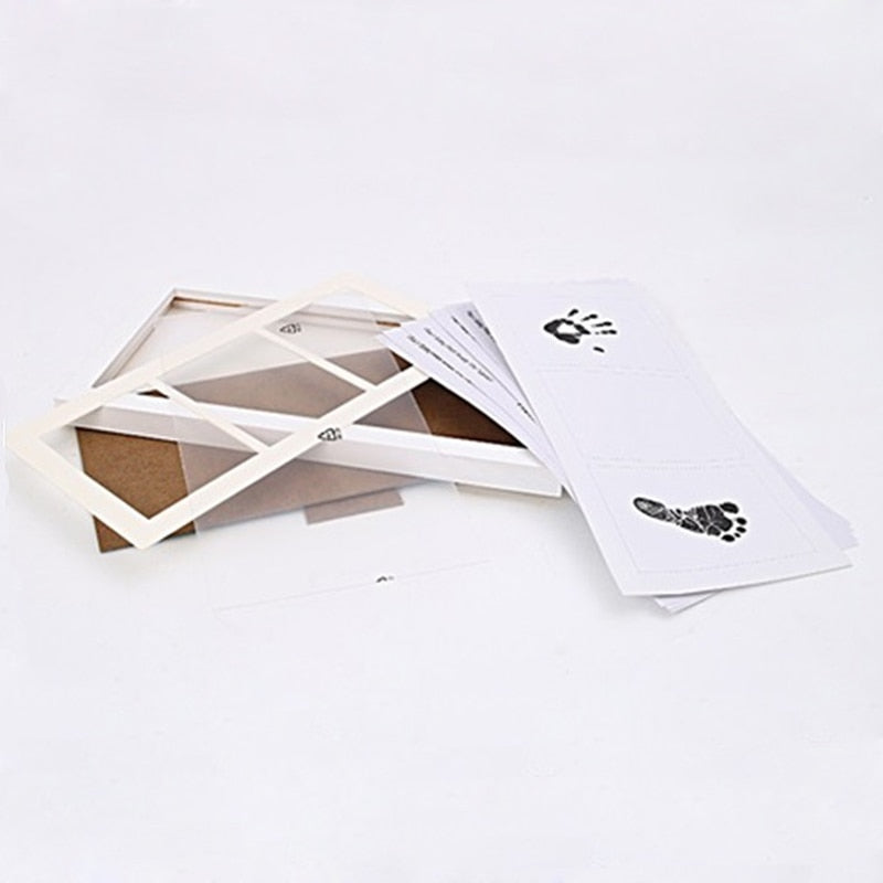 Fern & Feather™ Baby Hand and Footprint Photo Frame – A Precious Keepsake for Your Little One’s Early Years